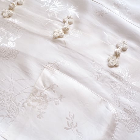 60s chinese white satin coat