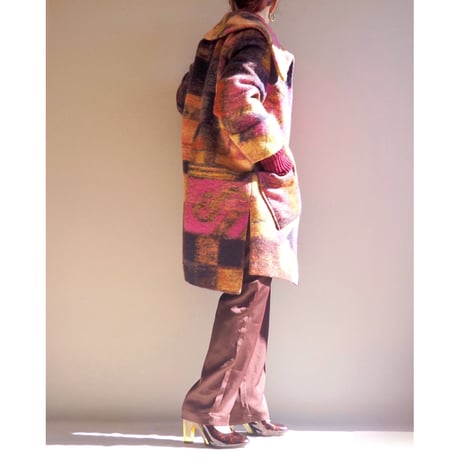 vintage big collar design coat