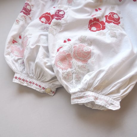 vintage ukrainian embroidered blouse