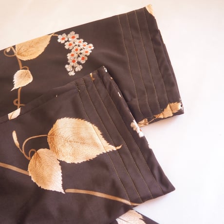 70〜80s "Conrad" floral & leaf house maxi dress