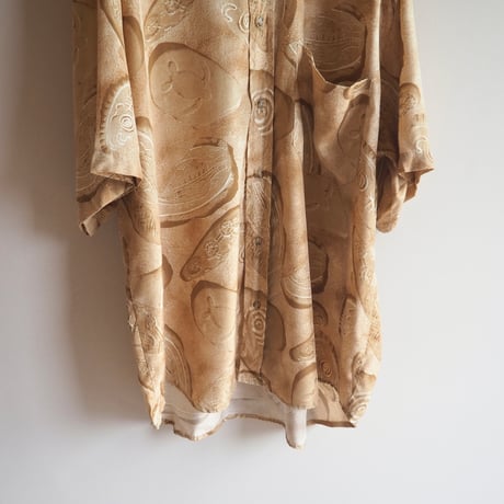 "MODUS OPERANDI" abstract print oversized s/s blouse