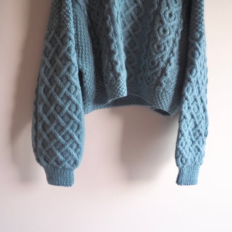 vintage cropped cable sweater