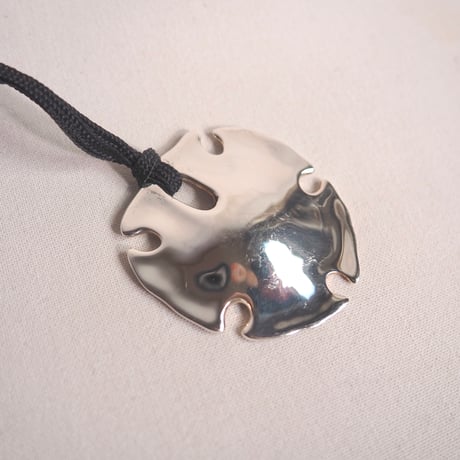 "Robert Lee Morris" motif necklace