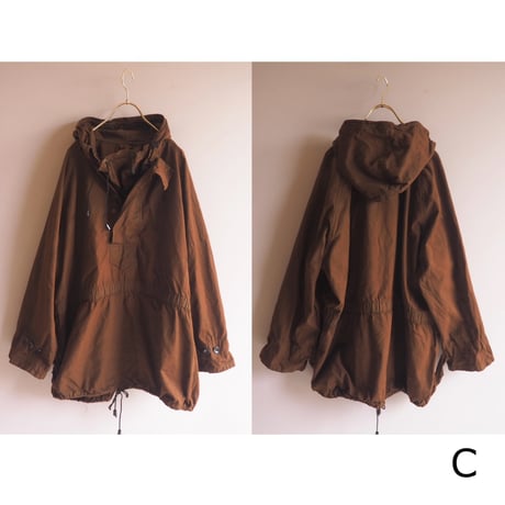 70〜80s Hungarian Army anorak (over dyed)
