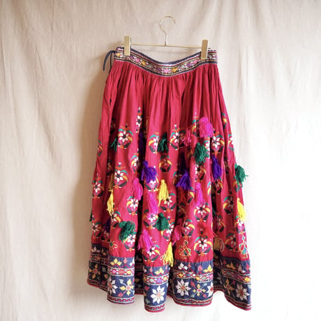 vintage banjara embroidered skirt