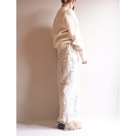"Saks Fifth Avenue" made in England wool sweater