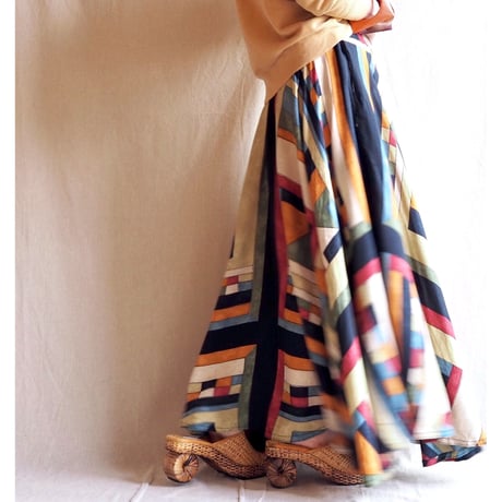 90s abstract mulch color flare skirt