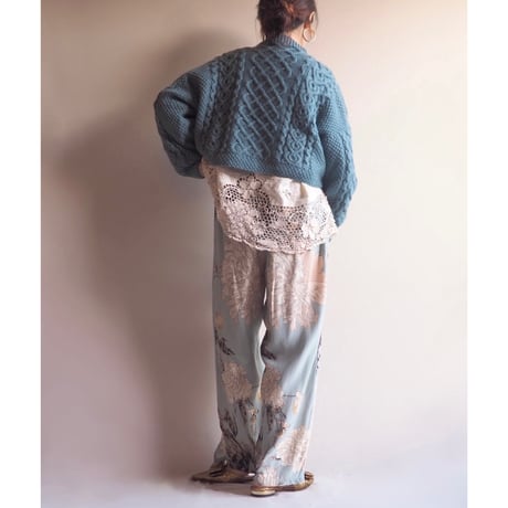 vintage cropped cable sweater