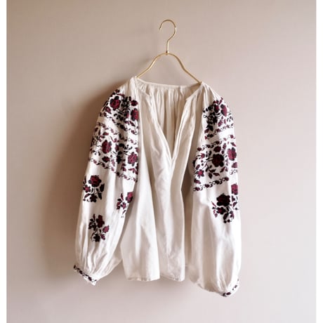 vintage ukrainian embroidered blouse