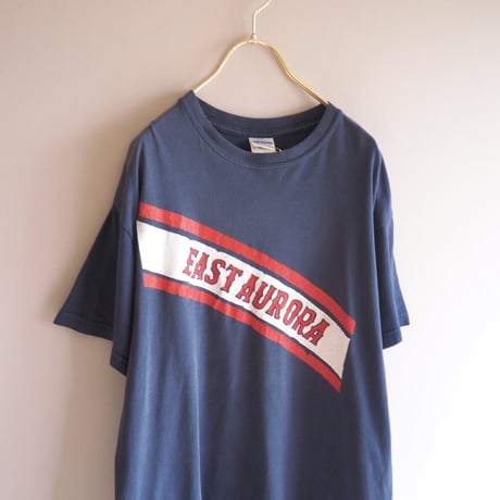 used "GILDAN" print t-shirts