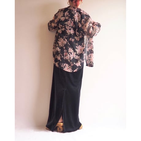 "Notations" black sheer floral blouse
