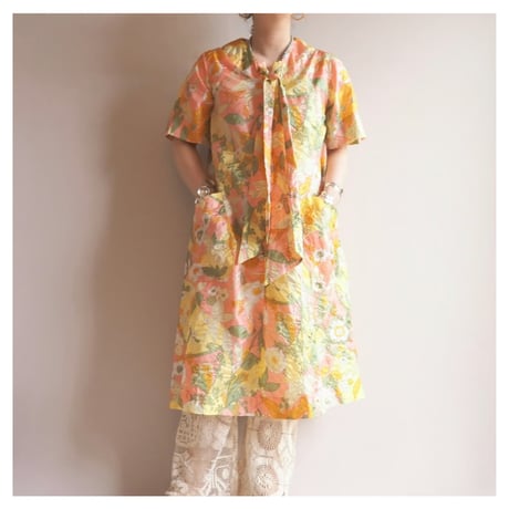 70s "Virginia Wallace" floral s/s house dress
