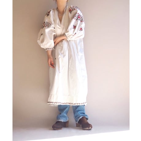 vintage ukrainian embroidered midi dress