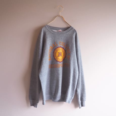 80s "collegiate pacific" college print sweat