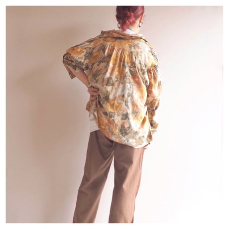 vintage floral gather blouse