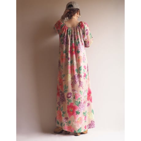 70s〜 floral house maxi dress