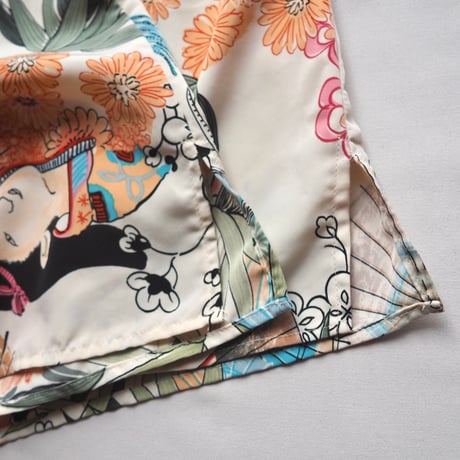 "Maggy Sweet" oriental print oversized s/s blouse