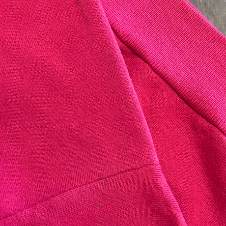 90s "Velva Sheen" mickey print sweatshirt  (magenta)