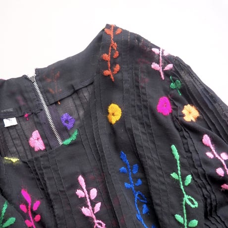 70s Mexican embroidered maxi dress