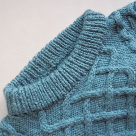 vintage cropped cable sweater