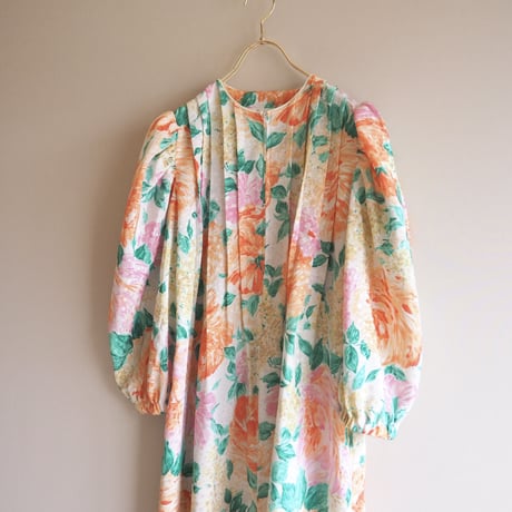 "David Brown" puff sleeve floral maxi dress