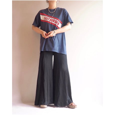 used "GILDAN" print t-shirts