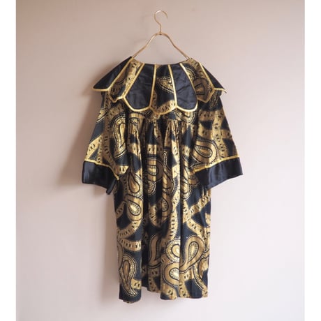 "The African Village" big collar tunic dress (NV×GD)