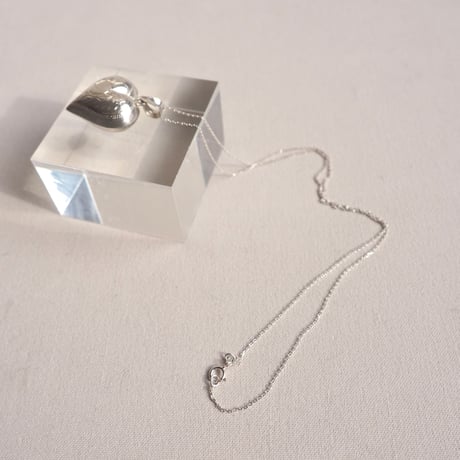 vintage silver925 puffy heart necklace