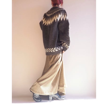 vintage dark brown nordic sweater