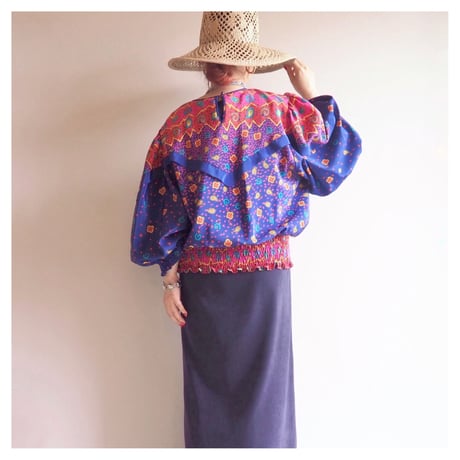 80s "Montage" balloon sleeve abstract design blouse