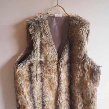 "ANNE DE LANCAY" faux fur vest