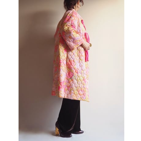 60〜70s "Vanity Fair" floral quilted robe