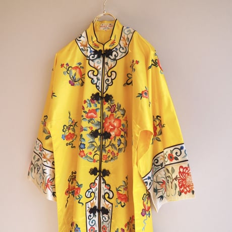 60〜70s chinese floral embroidered robe