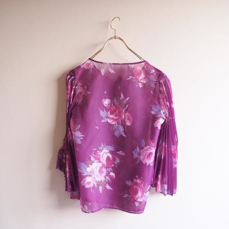 vintage pleated sleeve floral sheer blouse