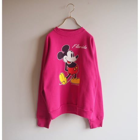 90s "Velva Sheen" mickey print sweatshirt  (magenta)