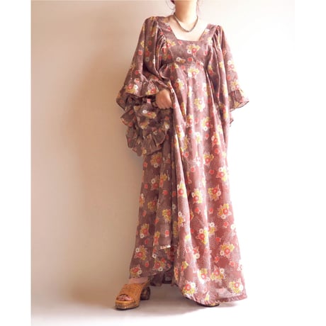 70s floral butterfly sleeve maxi dress