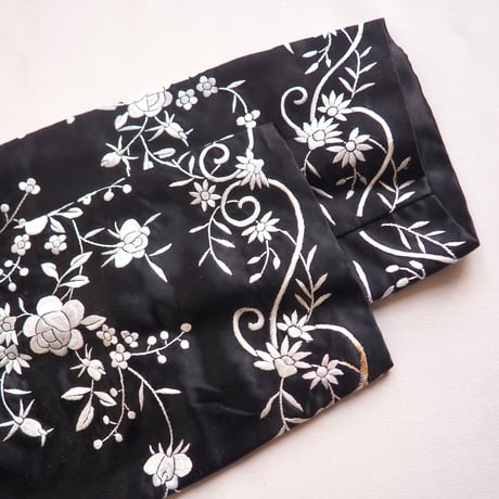 "Brownstone Studio" floral embroidered jacket