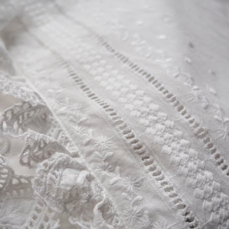 vintage folk lace ruffle blouse