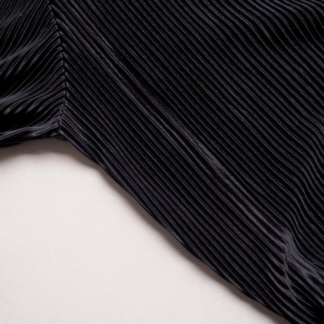 vintage black pleated maxi dress