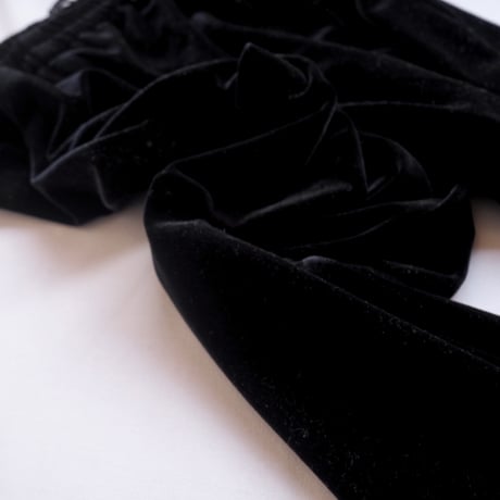 "R&M Richards" black velours easy pants