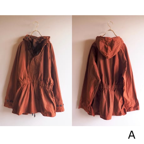 70〜80s Hungarian Army anorak (over dyed)