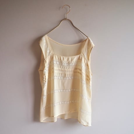 vintage lace sleeveless tops