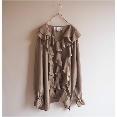 "Diana MARCO" oversized ruffle silk blouse