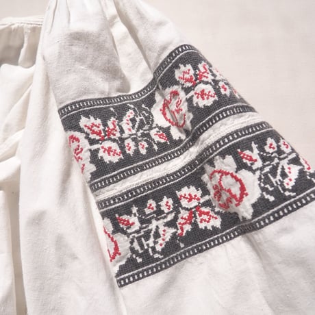 vintage ukrainian embroidered midi dress