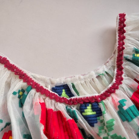60〜70s romanian sheer embroidered blouse