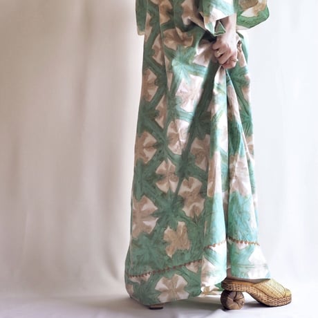 vintage tie dye embroidered kaftan dress