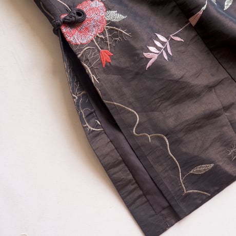 vintage Chinese floral embroidered blouse