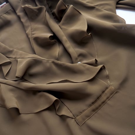 "Liz Craiborne" ruffle sheer blouse