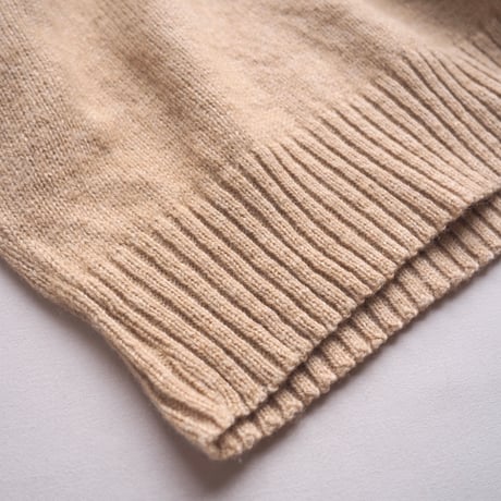 "PURITAN" V-neck wool sweater