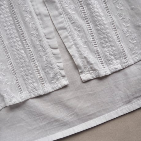 vintage folk lace ruffle blouse